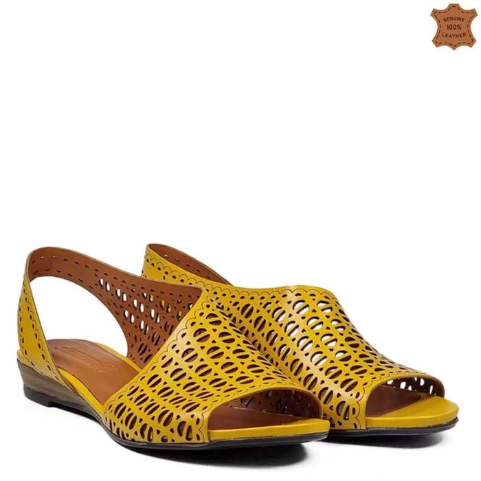 -% Естествена кожа, удобни и леки