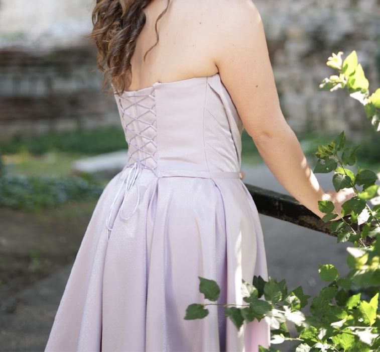 Абитуриентска рокля