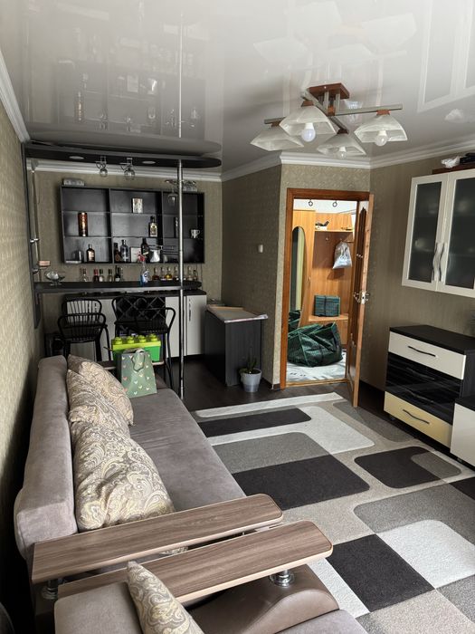 Продам 4х комнатную квартиру.