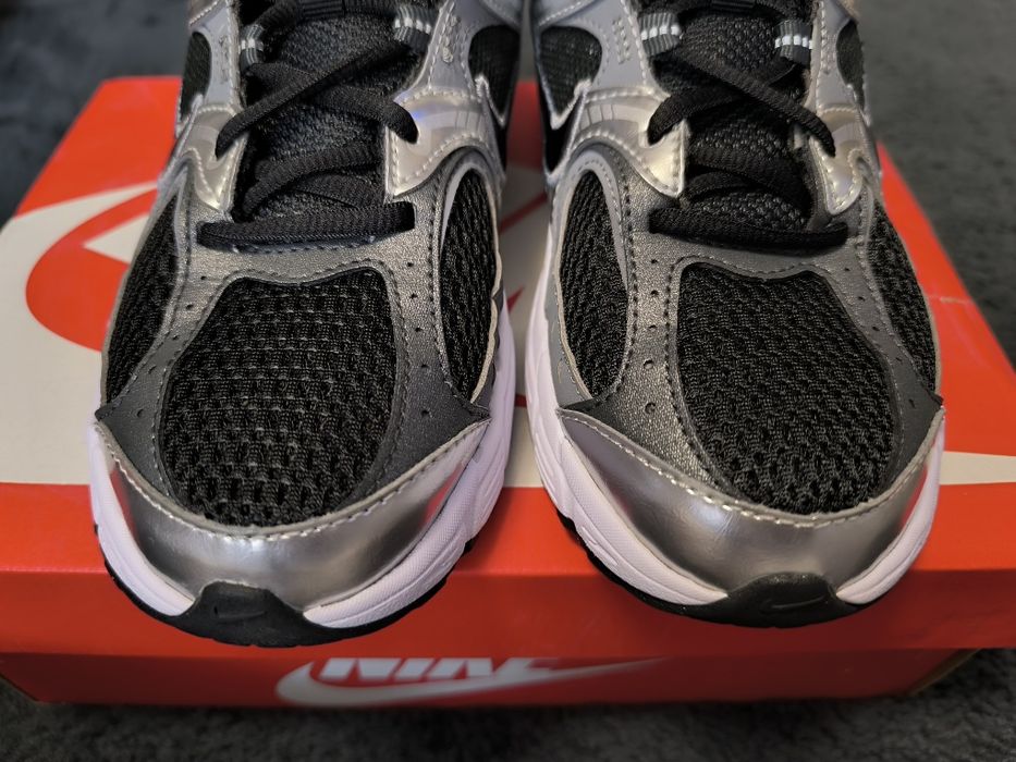 Дамски маратонки "Nike"-37,5 номер