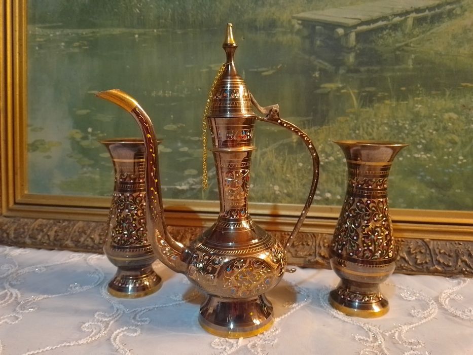 Кувшин и вазы из латуни