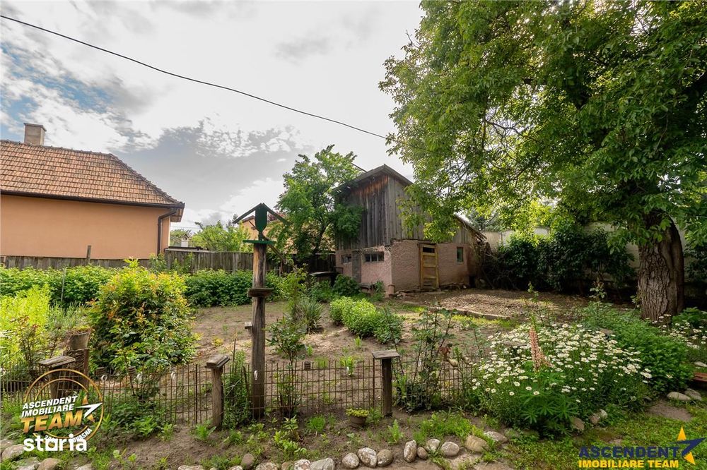 Casa traditionala, cu teren pretios de 534 mp, Targu Secuiesc