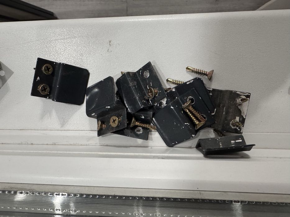 Сетки москитные, б/у, торг, 4 штуки с креплениями