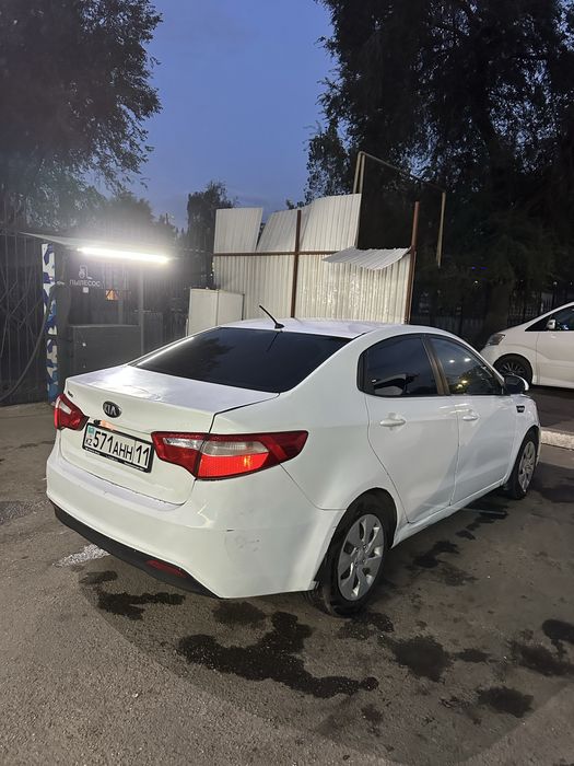 kia rio 2014 автомат 157000 пробег