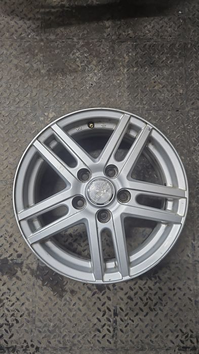 Продам комплект дисков R 15