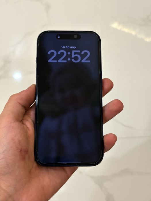 срочно Iphone 17 pro в идеале (без ремонта, 100 акб)