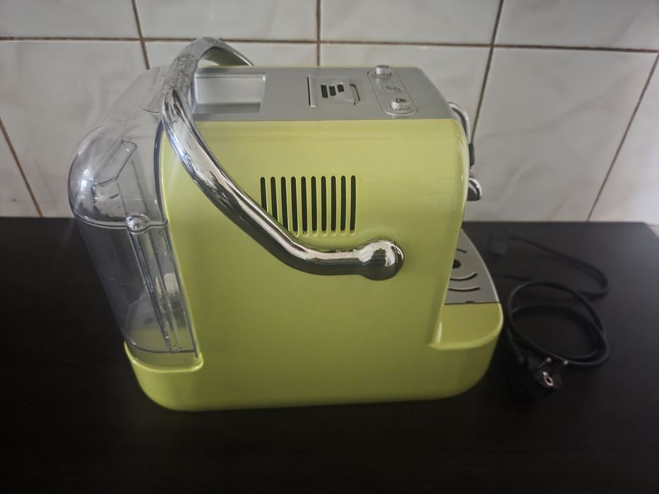 Espressor cu capsule LAVAZZA A Modo Mio Extra by Saeco – functional