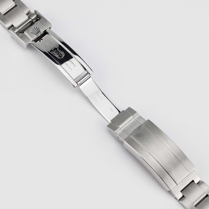 Rolex DEEPSEA Sea-Dweller 44mm 116660