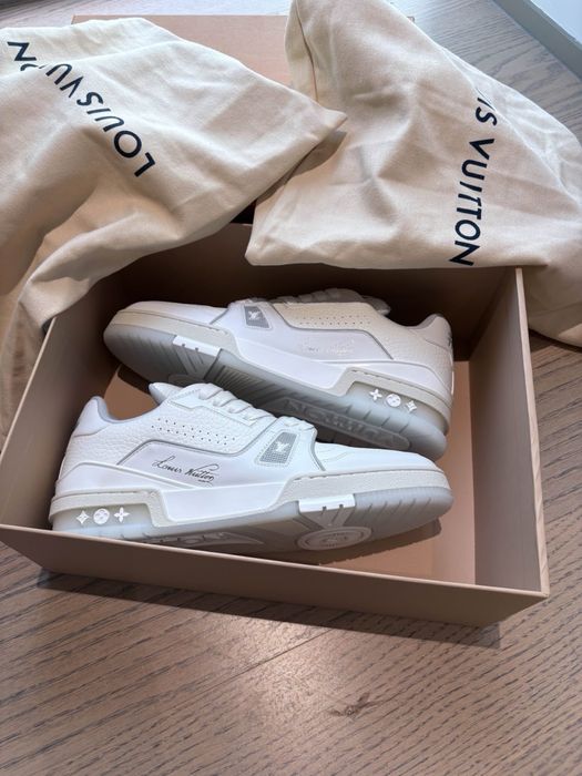 Louis Vuitton Trainer Premium White