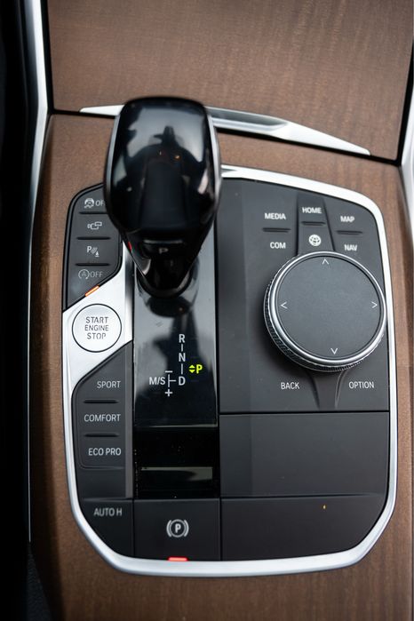 BMW Seria 3 2020 — imagine 4