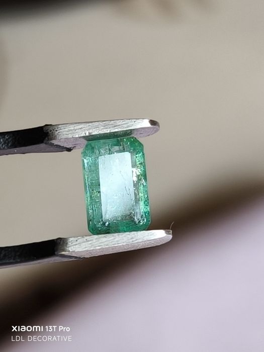 Изумруд- Смарагд- 1.6 ct