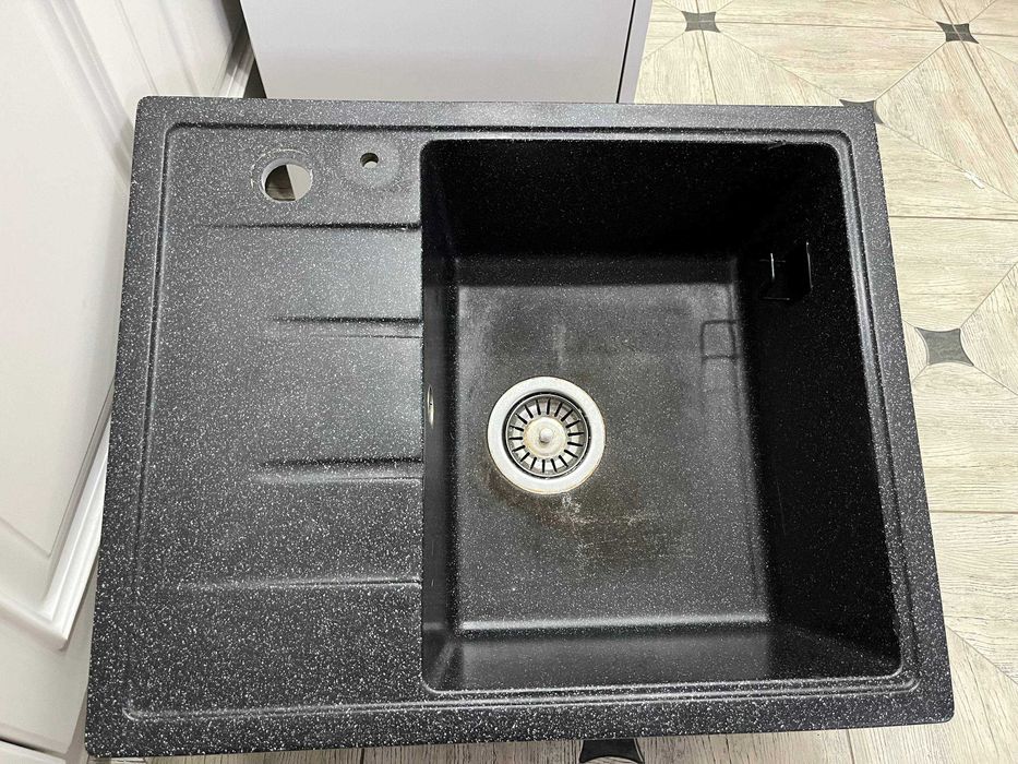 Кухонная каменная мойка