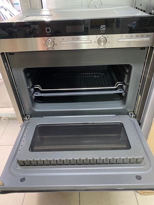 SIEMENS Фурна за вграждане с микровълнова на 45 см