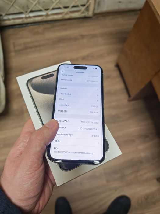 iPhone 15 Pro 256GB 99%Bat Fullbox Că Nou totul original liber retea