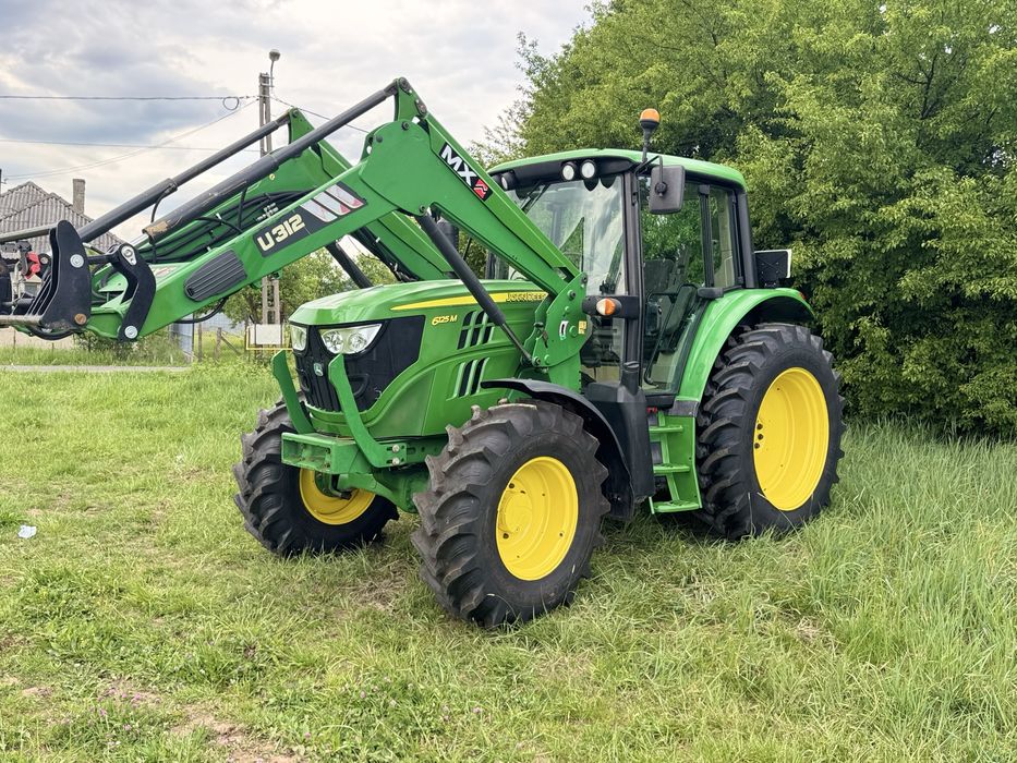 Tractor John Deere 6125 M  cu Incarcator Frontal Profesional