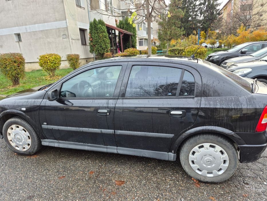 Opel astra G . 1 .4 benzina………..