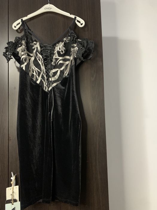 Rochie de seara cu aplicatii