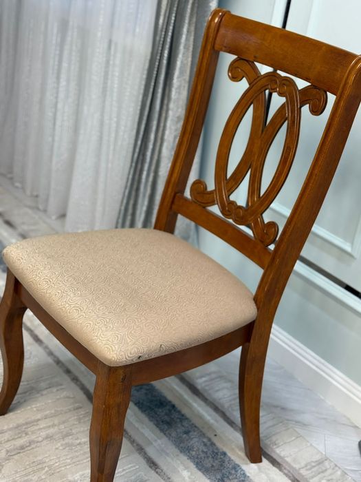 стулья из натурального дерева