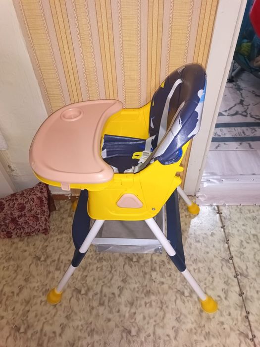 Продам стульчик для кормления ребенка