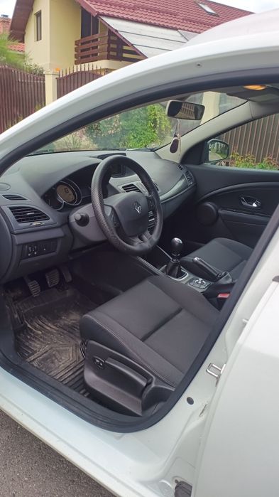 RENAULT Megane 2011 — imagine 3