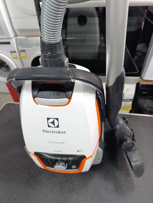 Прахосмукачка Electrolux ultraone