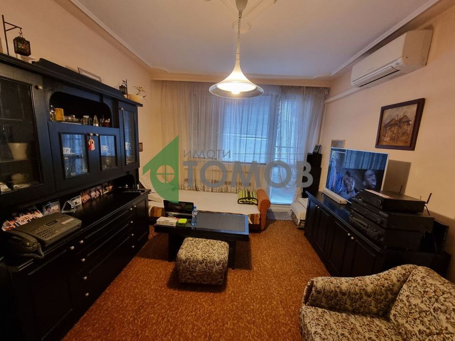 Продава се Многостаен апартамент в Шумен, Център - 110 кв.м за 1132 €/кв.м - Снимка #4