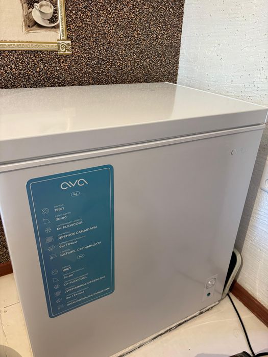 Продам морозильник AVA. В хорошим состоянии