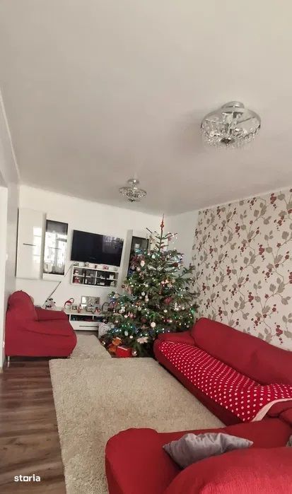 Dambu Pietros - Vanzare apartament 2 camere - Str. Suceava