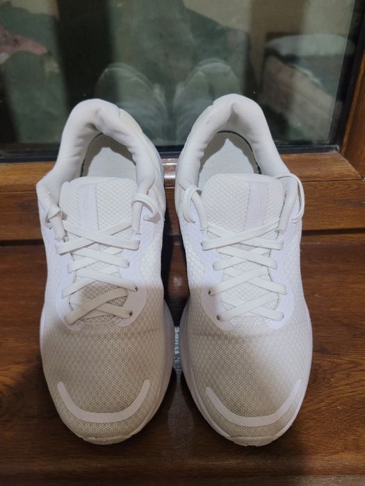 ботинки и кроссовки на 7-10 лет