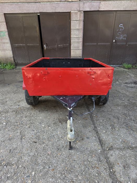 Продавам отлично ремарке – Напълно изправно и готово за път!