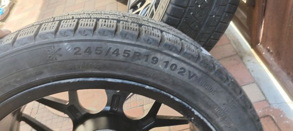 Jante roti BMW 245/45 R19