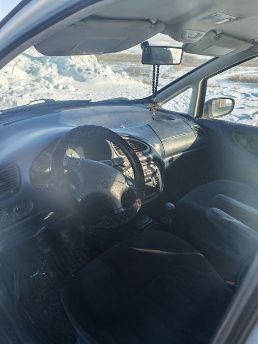 Фольцваген шаран