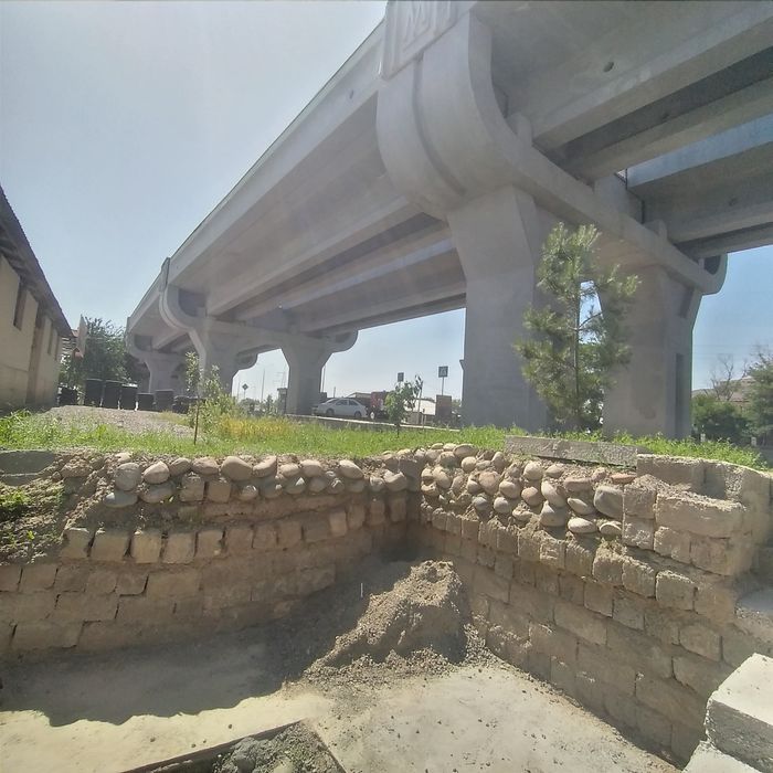 Срочно сотилади 2.5