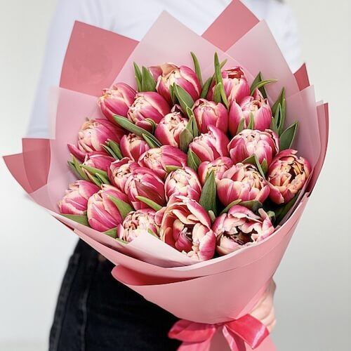 Тюльпаны свежие.