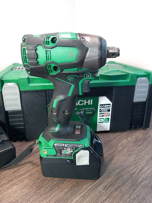 Vând impact Hitachi cap 1/2