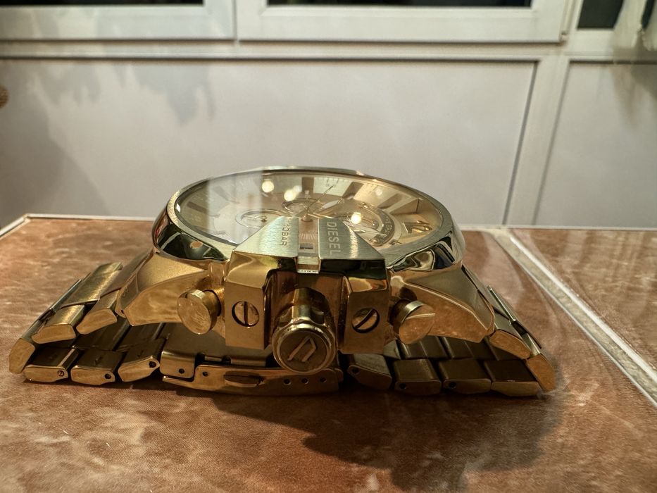 Vând ceas Diesel Mega Chef