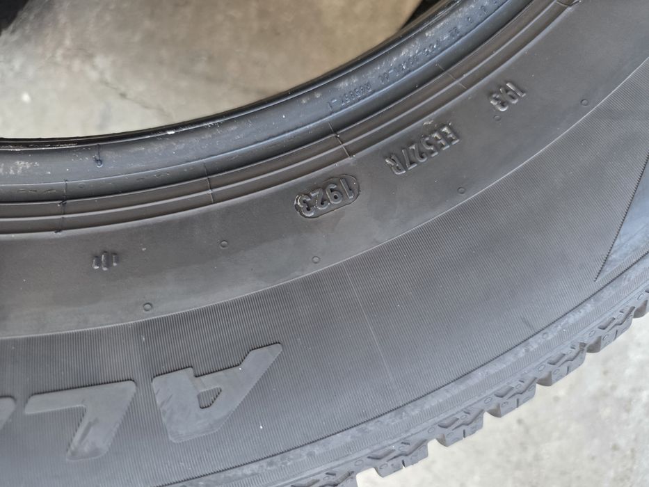 215/65/17 PIRELLI 4бр