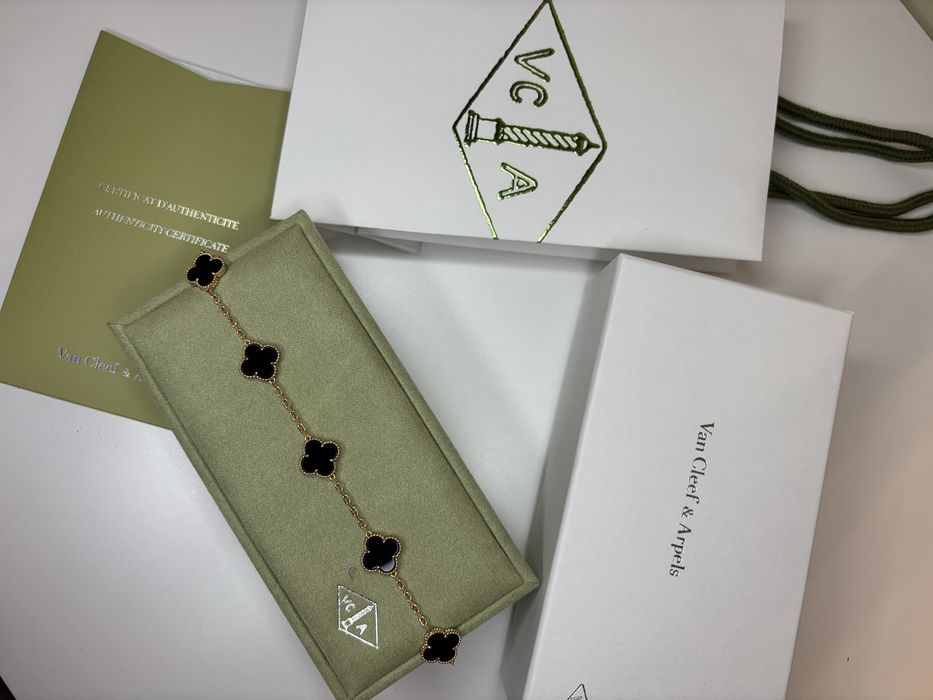 Van cleef/ гривна/ нова