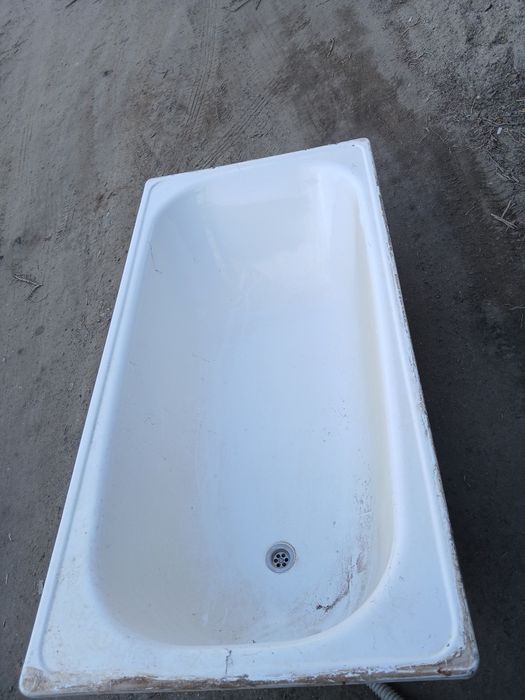 Продам Ванна 150&70