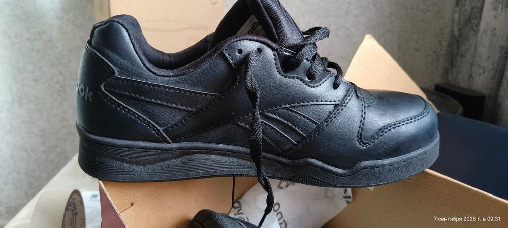 Кроссовки Reebok