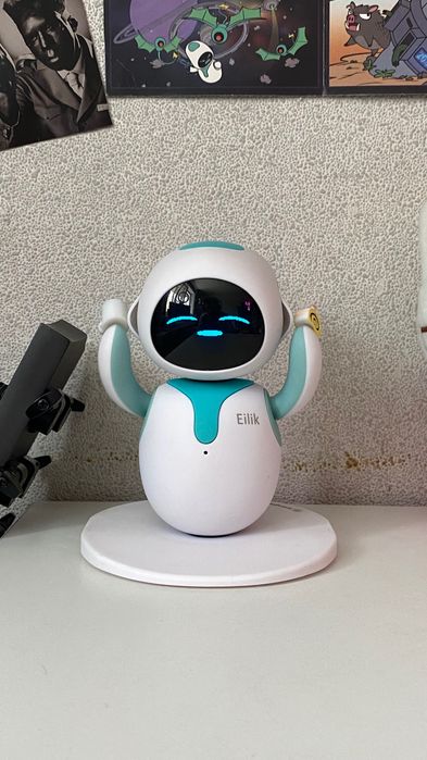 робот Eilik в идеальном состоянии!