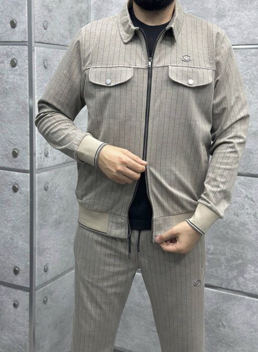 Trening Armani - Cappuccino Premium, Eleganță și Confort