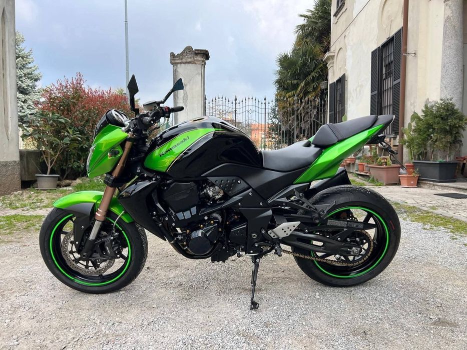 Kawasaki Z750 R 2011