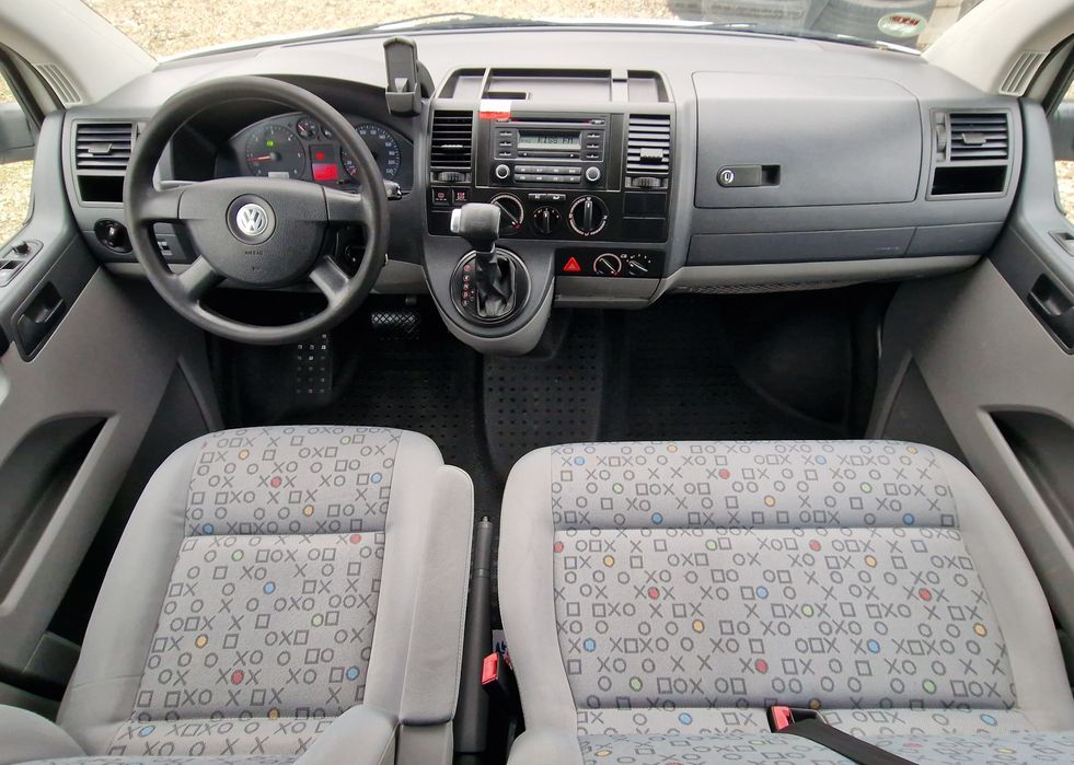 VW T5 2008 TDI 8+1 locuri automat lung