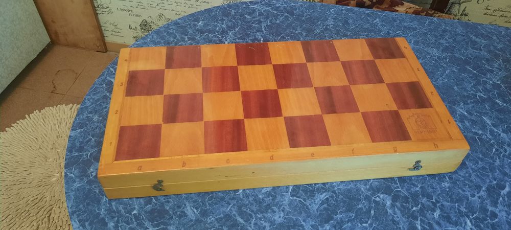 Шахматы настольные