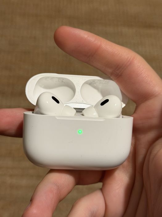 Airpods Pro 2 с кутия