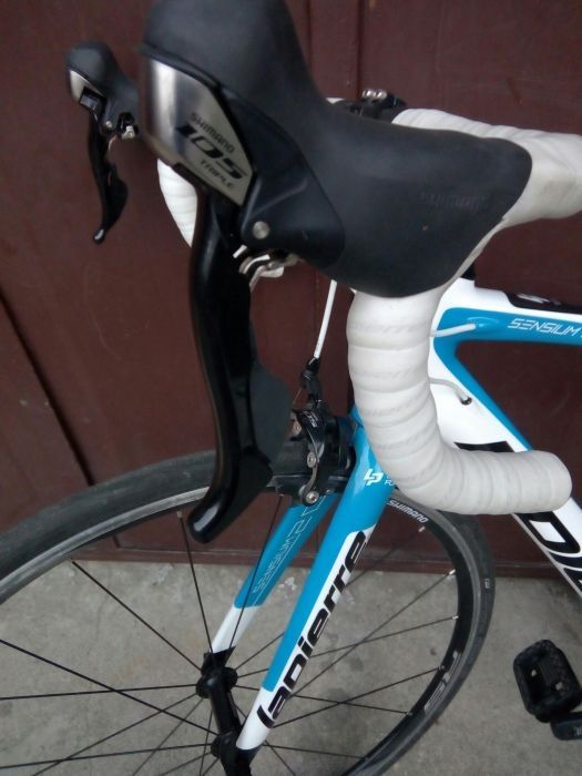 Bicicleta cursiera full carbon Lapierre Sensium 200 L Ultegra