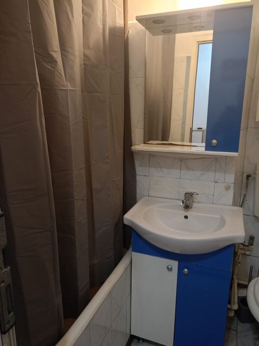 Închiriez apartament 2 camere central