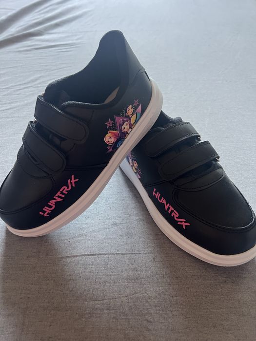 Pantofi sport Huntrix 19 cm interior