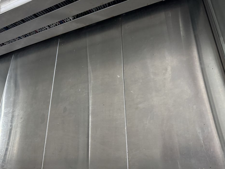 Витринный холодильник Leadbros